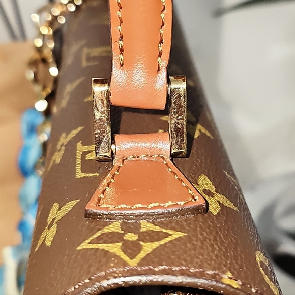 Authentic Louis Vuitton Handbag Monogram Canvas - Picture 14 of 14